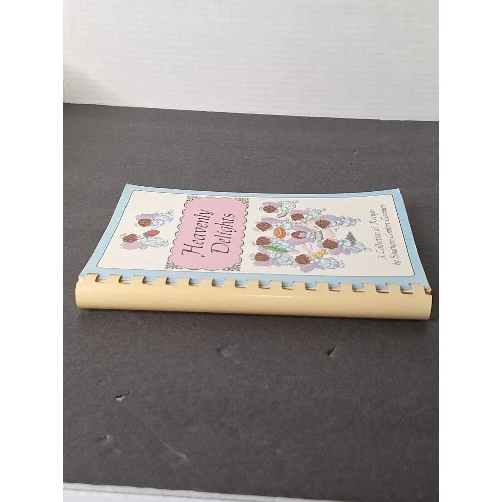 Heavenly Delights Cookbook A Collection Of Recipes By Southern Comfort Gourmets - Picture 9 of 10